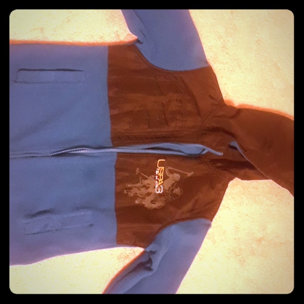 Boys top